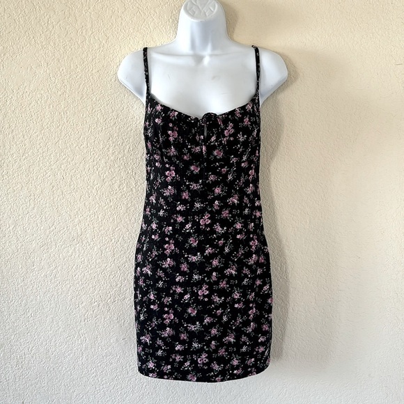 Floral print Dress Size Small NEW - Picture 1 of 9